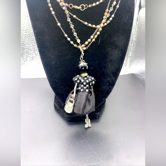 Necklace with pendant fashion doll - Picture 3 of 4